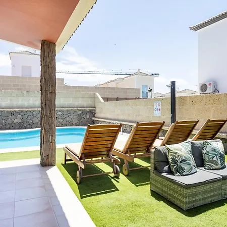 度假居 Chloe Tenerifesummervillas Giant Private Pool 11 Meters Long 阿德耶