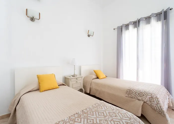 Tatil Evi Chloe Tenerifesummervillas Giant Private Pool 11 Meters Long Costa Adeje