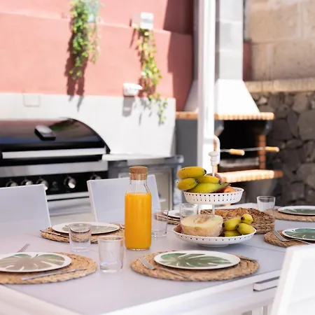 Holiday home Chloe Tenerifesummervillas Giant Private Pool 11 Meters Long Costa Adeje (Tenerife)