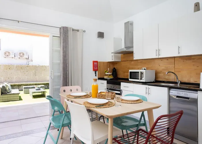 Chloe Tenerifesummervillas Giant Private Pool 11 Meters Long