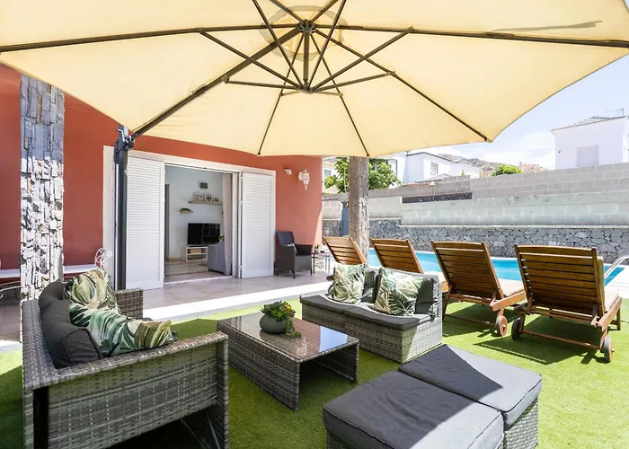 Chloe Tenerifesummervillas Giant Private Pool 11 Meters Long Будинок відпочинку Адехе