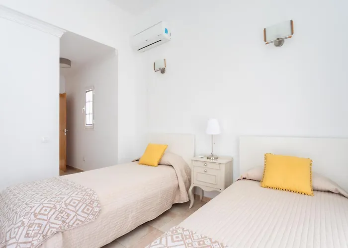 Chloe Tenerifesummervillas Giant Private Pool 11 Meters Long