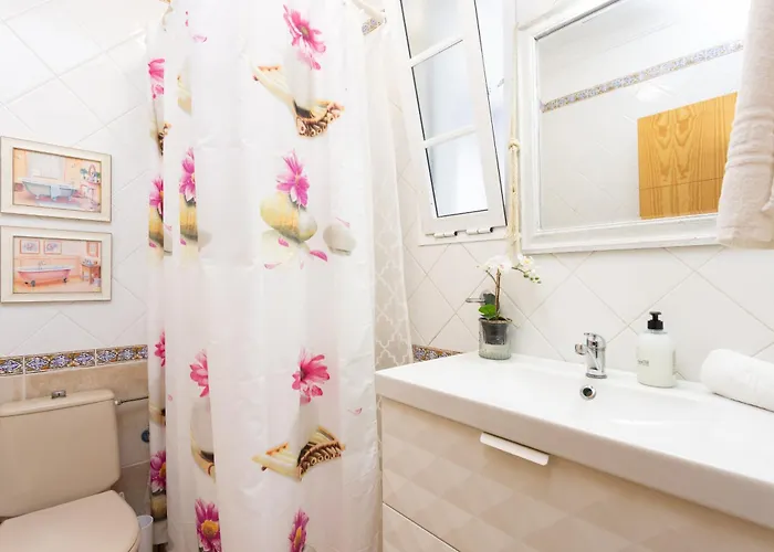 Будинок відпочинку Chloe Tenerifesummervillas Giant Private Pool 11 Meters Long Адехе