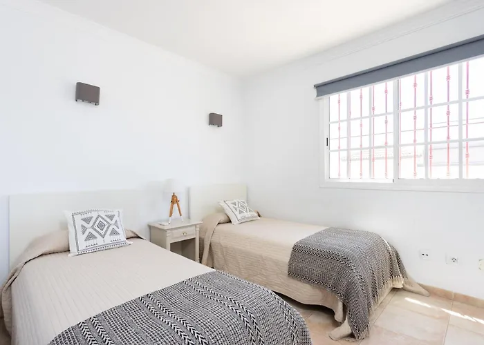 別荘 Chloe Tenerifesummervillas Giant Private Pool 11 Meters Long *