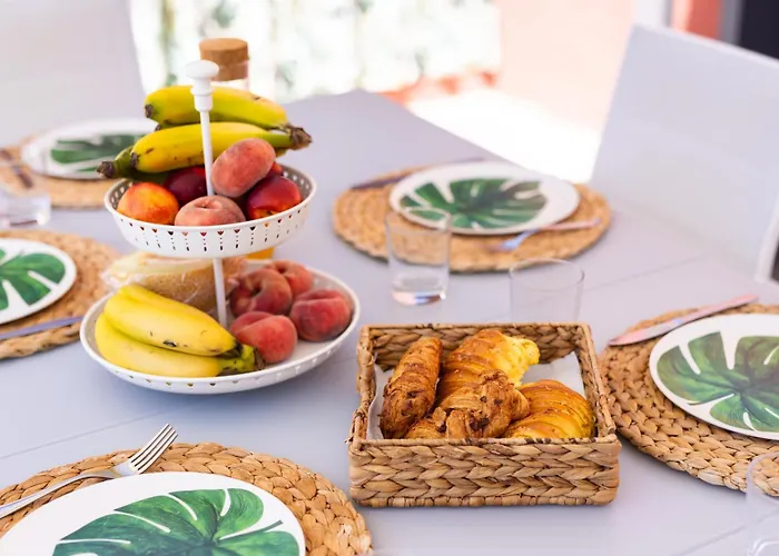 Chloe Tenerifesummervillas Giant Private Pool 11 Meters Long